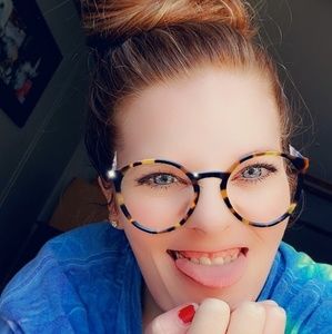 Meet your Posher, Leslie